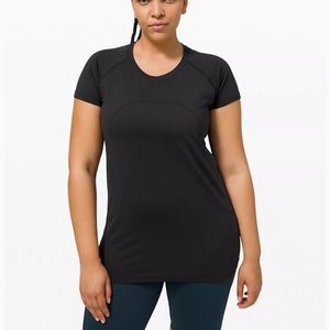 Lululemon black swiftly tech short sleeve